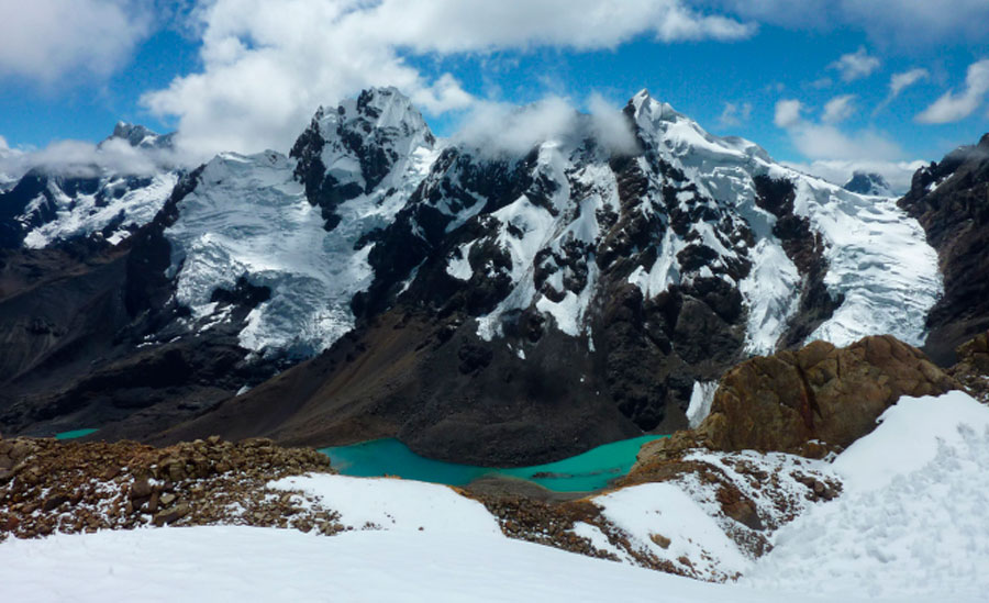 Mountaineering Cordillera Huayhuash