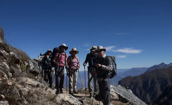 Classic Cedros Alpamayo Trek