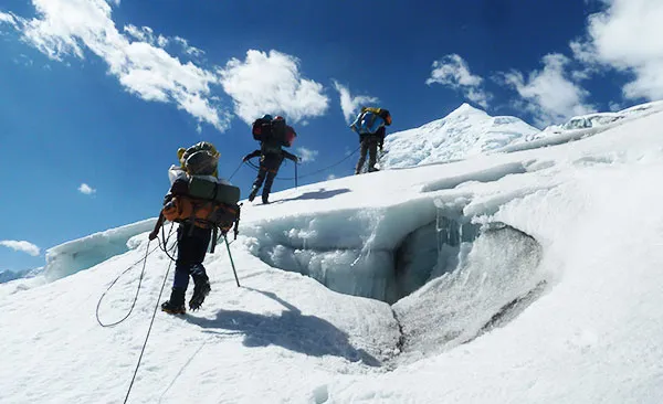 Climbing Huascaran South Face